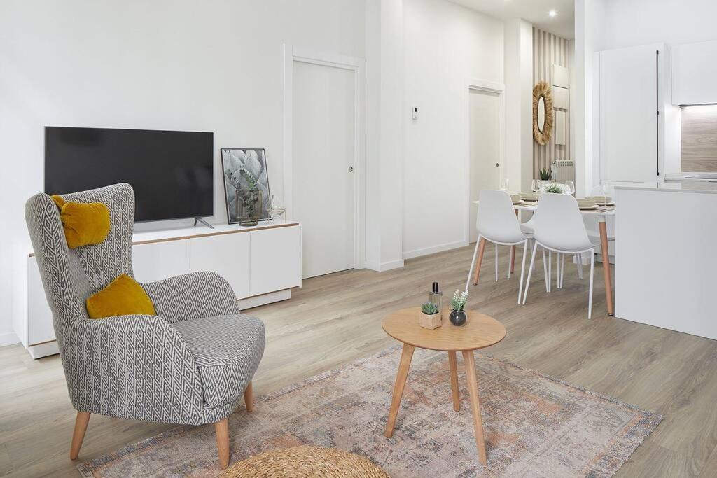 Appartamento Nuevo Apartamento En El Centro De Donosti San Sebastián Esterno foto